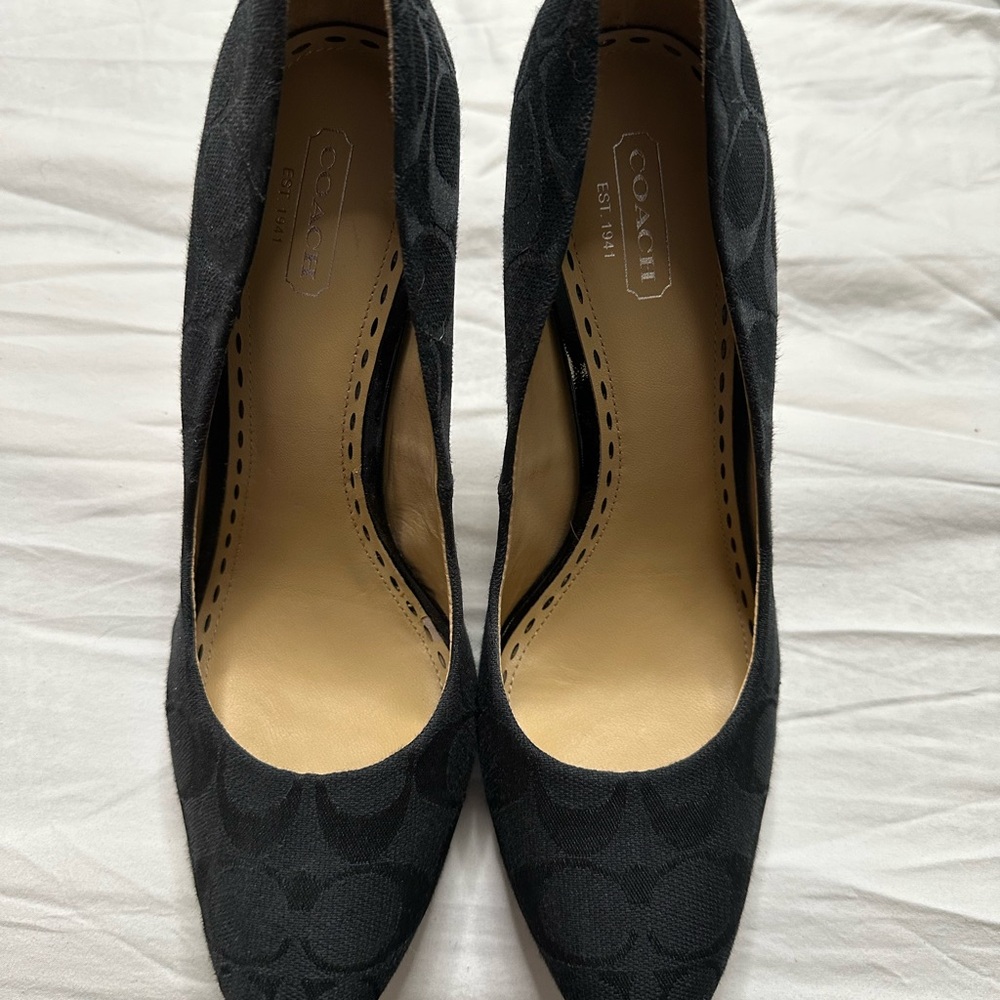 Coach EUC Caya Monogram Signature Logo Stiletto Heel - Picture 6 of 11